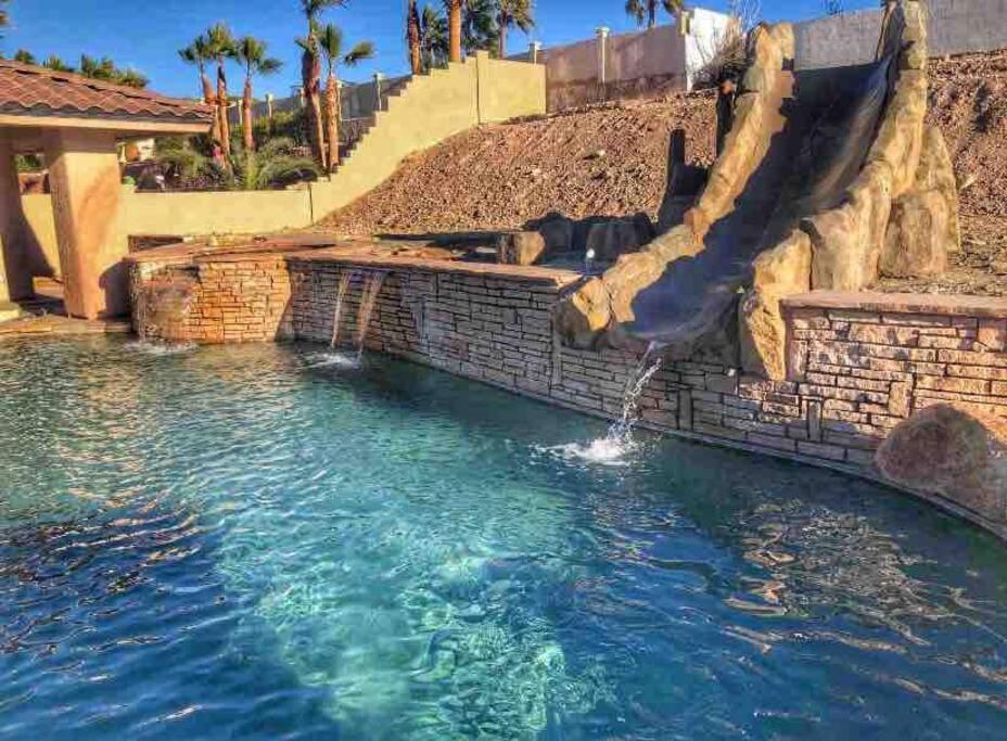 Ultimate Backyard-Pool/Spa. Slide. Lakeview. Ball Лейк-Хавасу-Сити Экстерьер фото
